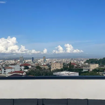 Sunlake Gæstehus Tirana