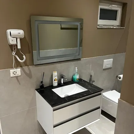 Gæstehus Sunlake Tirana