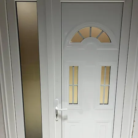 Sunlake Gæstehus Tirana