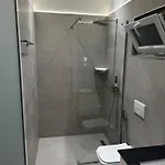 Sunlake Guest house Tirana