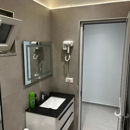 Sunlake 3* Τίρανα