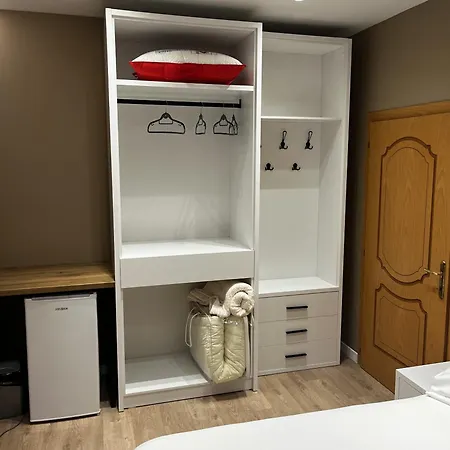 Sunlake Guest house Tirana