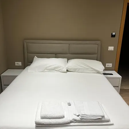 Sunlake 3* Tirana