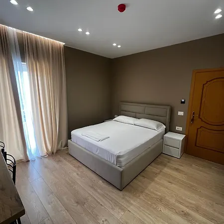 Sunlake Πανσιόν
