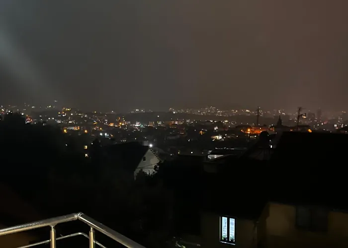 ゲストハウス Sunlake ティラナ