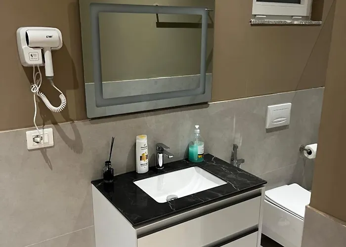 ゲストハウス Sunlake ティラナ