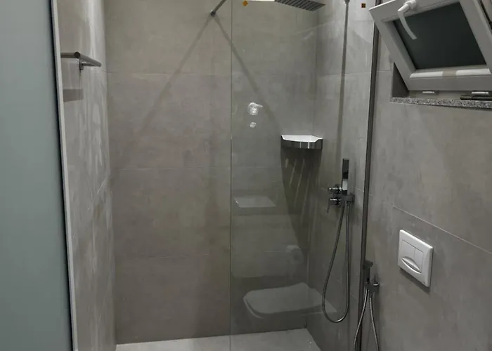 Sunlake Guest house Tirana