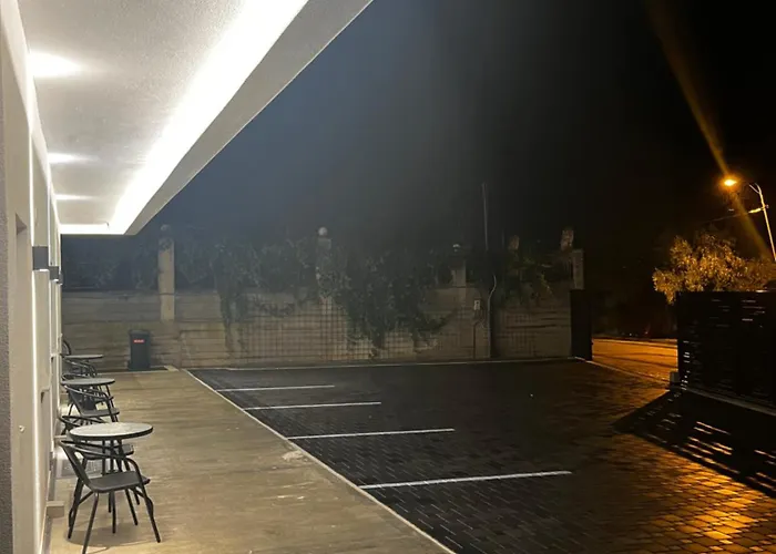 Sunlake * ティラナ