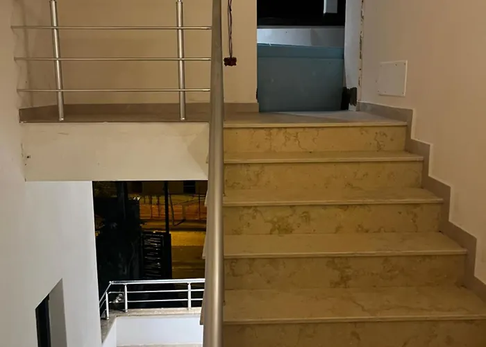 Sunlake * ティラナ