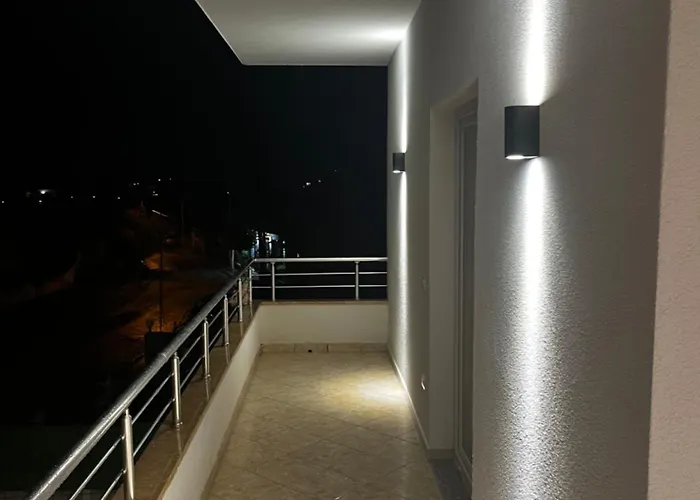 Sunlake Guest house *