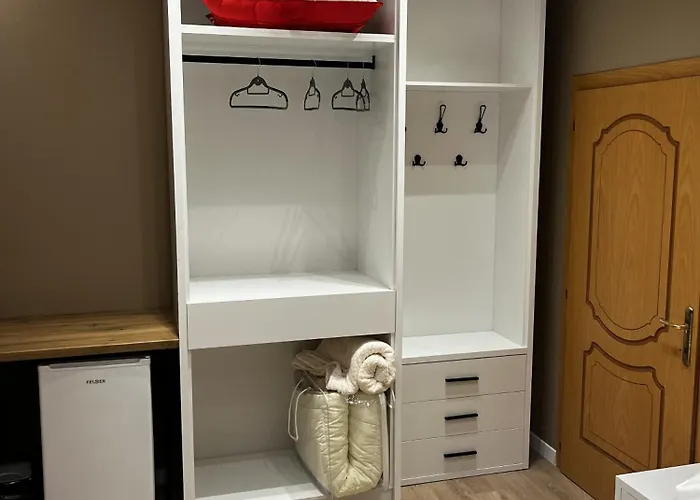 Sunlake Guest house Tirana