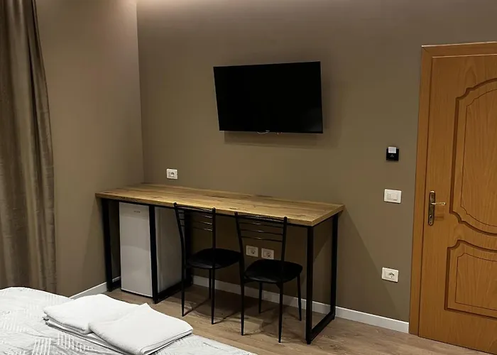 Sunlake Guest house *